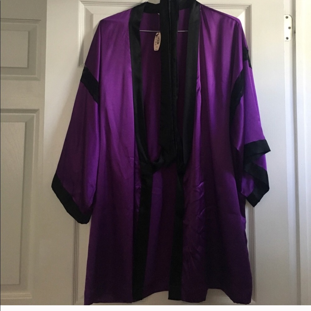 Victoria’s Secret Satin Kimono